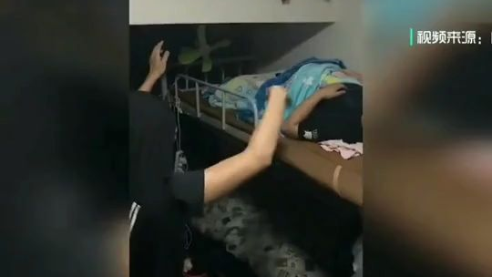 不怕沙雕多,就怕沙雕聚一窝。